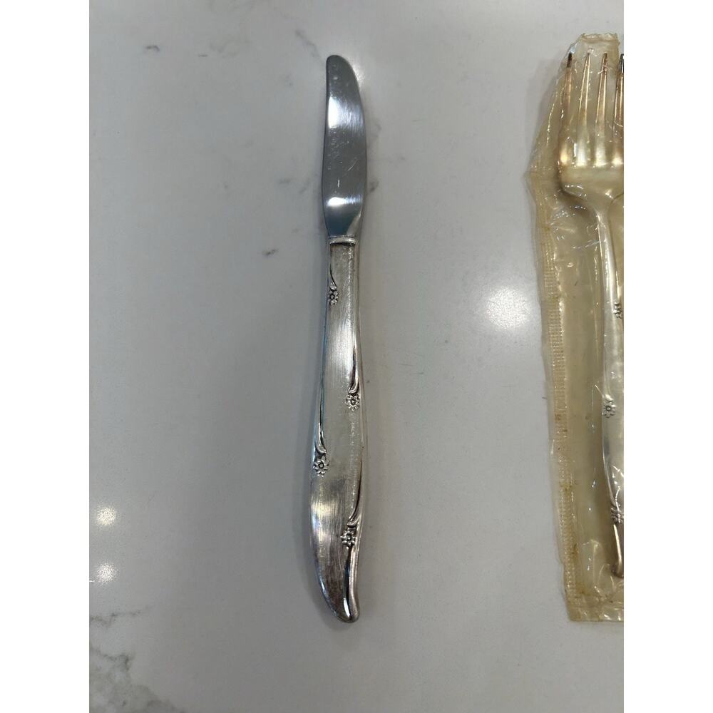 Set Of 4 60s Oneida Community Silverplate SILVER FLOWERS Youth Knife Forks Spoon - Picture 3 of 8